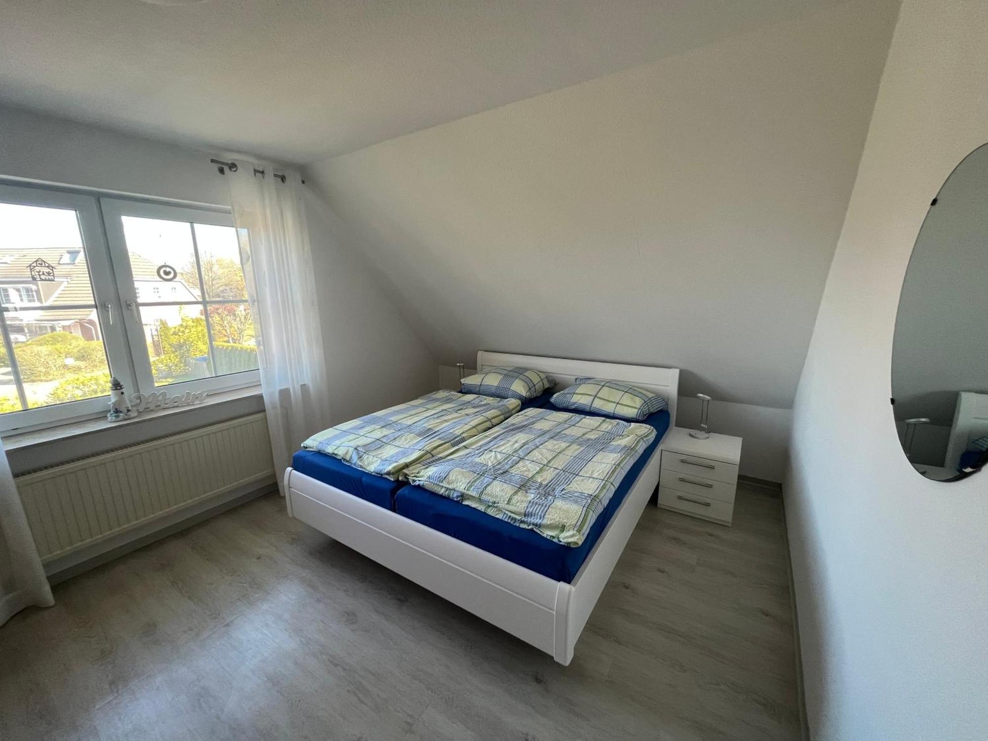 Leybuchthus Apartment Greetsiel Bagian luar foto
