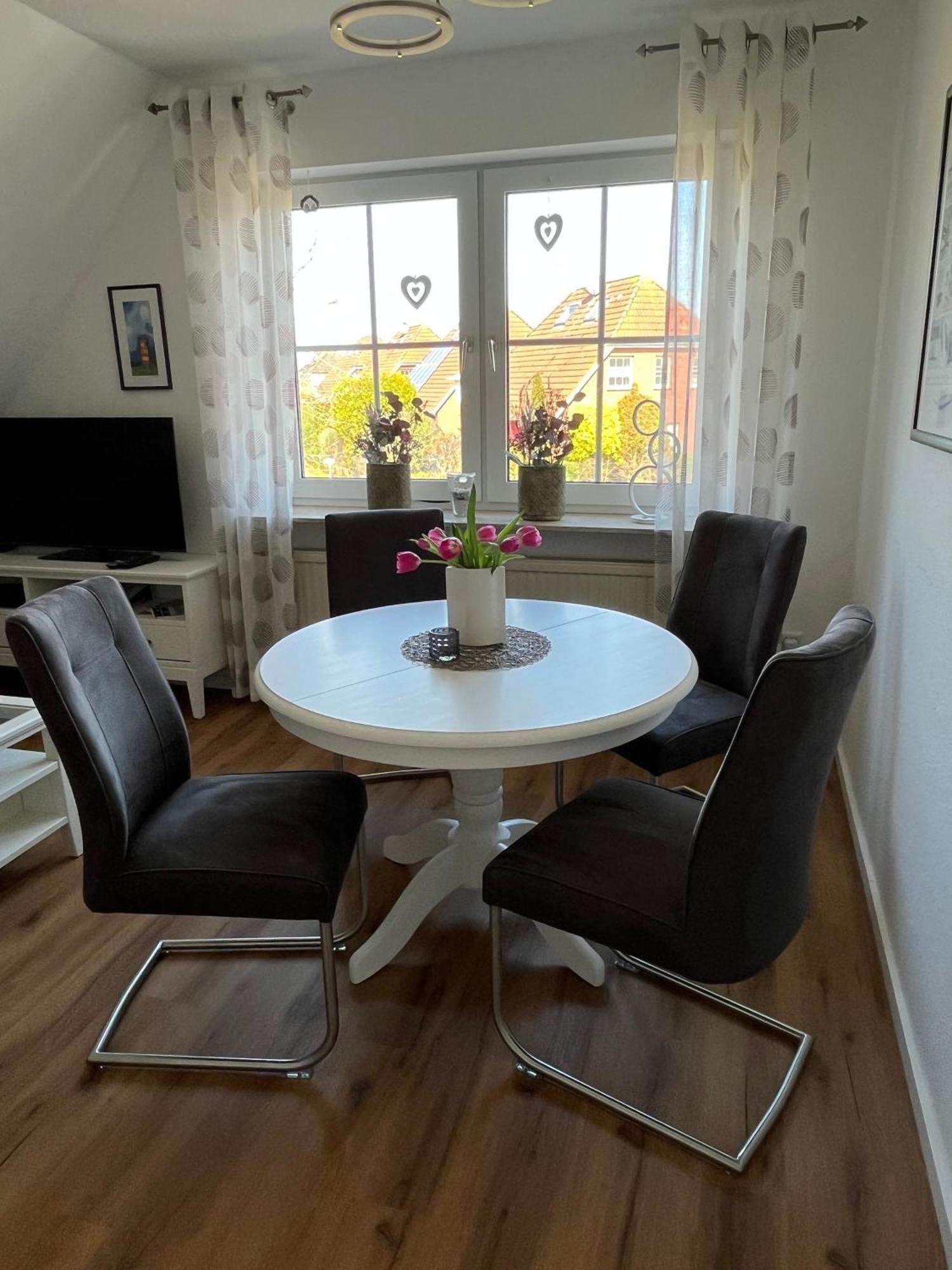 Leybuchthus Apartment Greetsiel Bagian luar foto